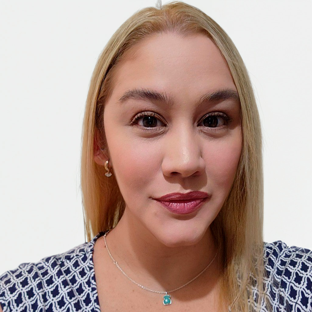Paola Padilla General Manager AlphaPeople Centroamérica